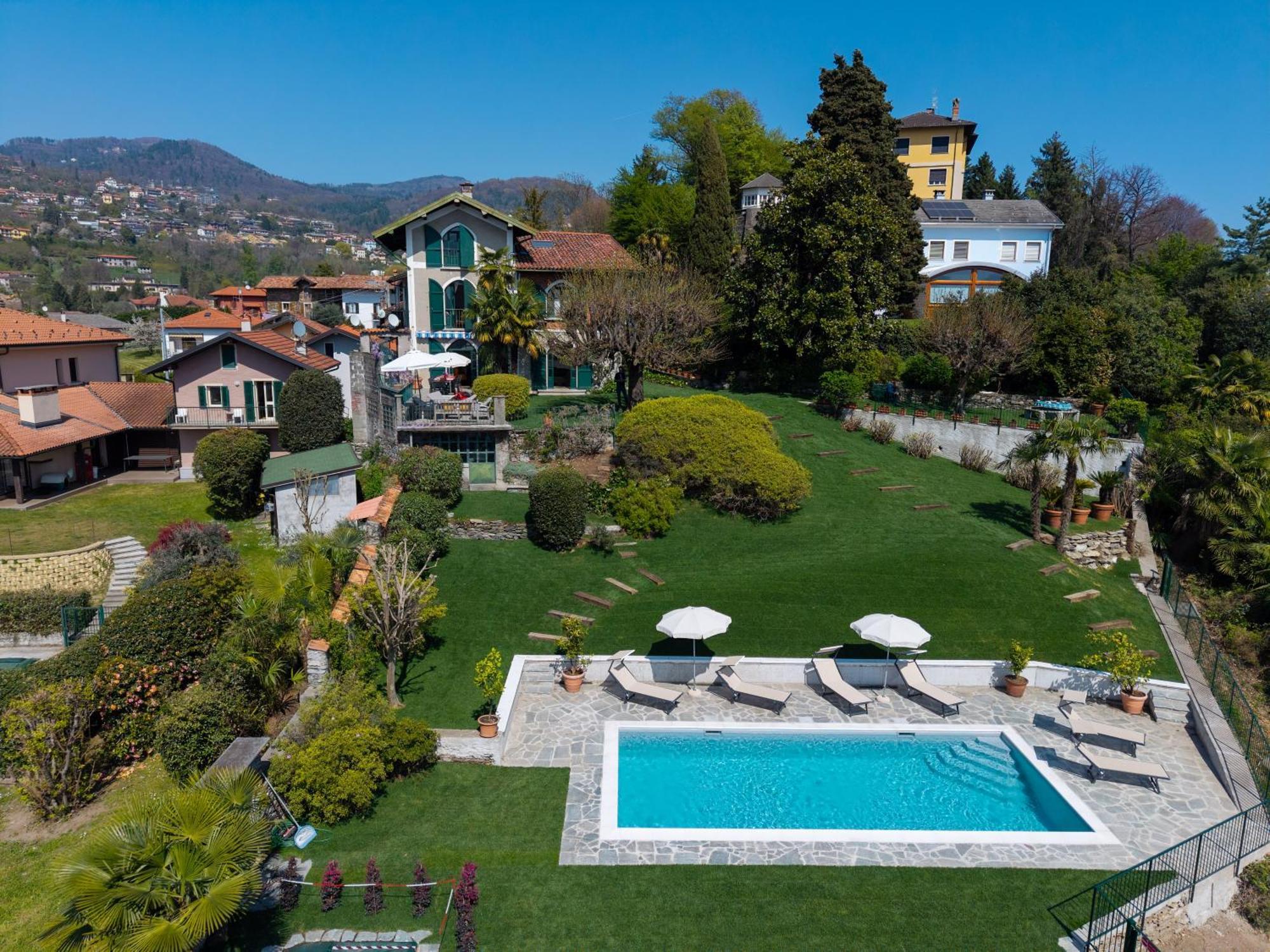 Charming Villa Il Motto With Pool Cissano Kültér fotó